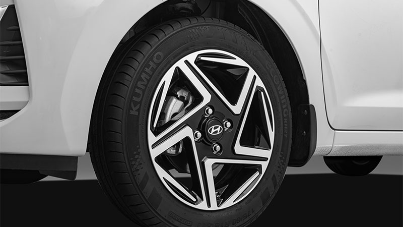 New Hyundai Grand i10 Hatchback 2024